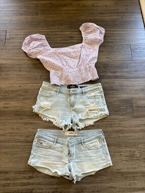 Hollister Jean shorts with free top